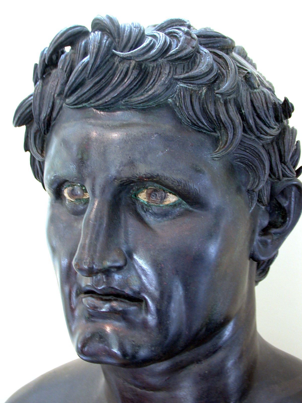 Ptolemy XII Auletes - Livius